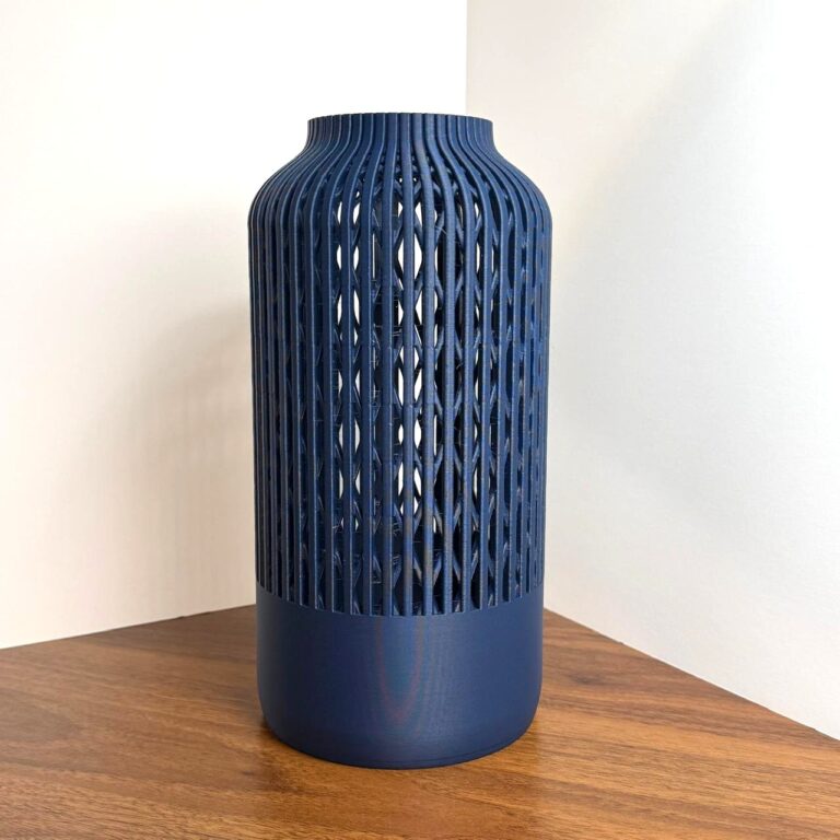 Vellis Vase 0