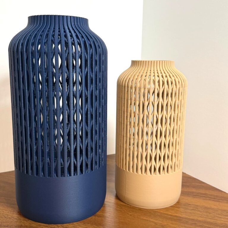 Vellis Vase 2