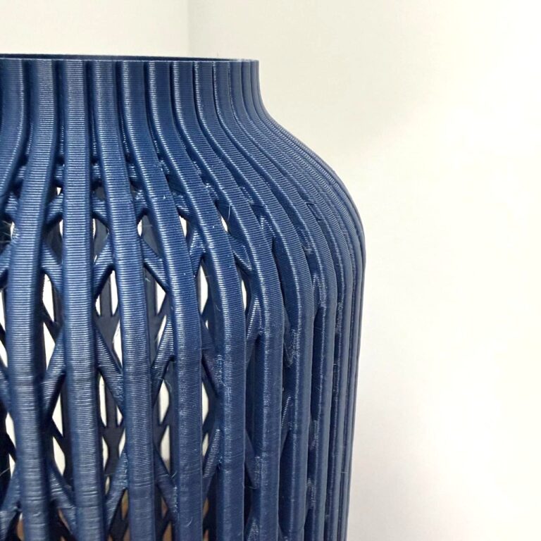 Vellis Vase 4